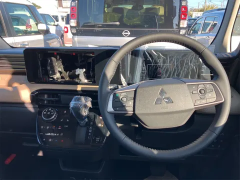 Mitsubishi Delica Mini
