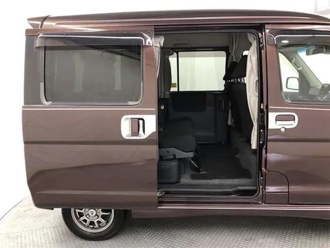 Daihatsu Atrai Wagon