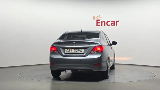 Hyundai Accent