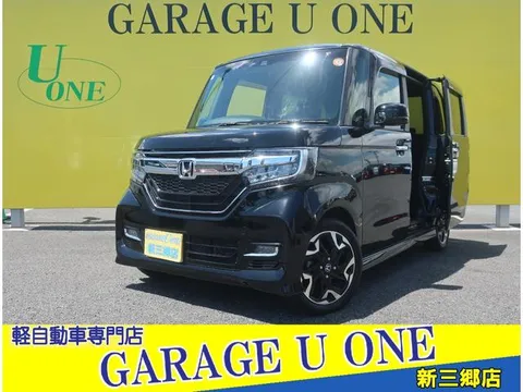 Honda N-BOX Custom