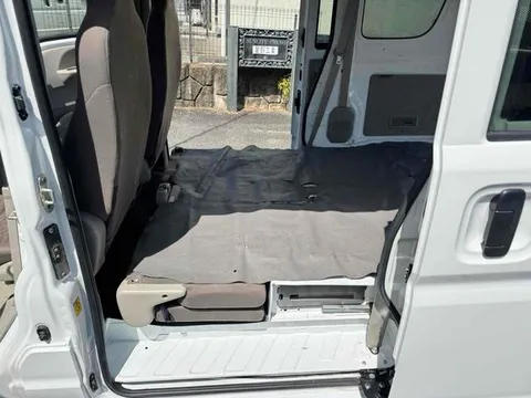 Nissan Clipper
