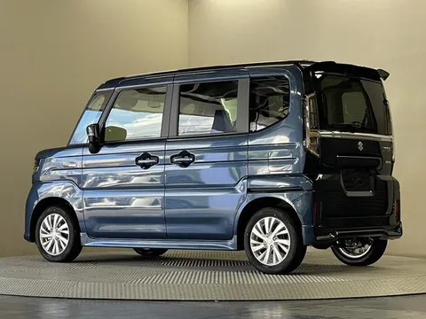 Suzuki Spacia Custom