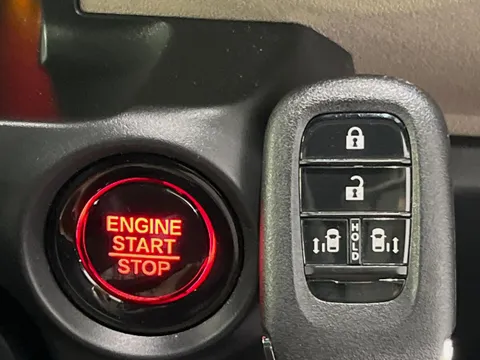 Honda N-BOX Joy