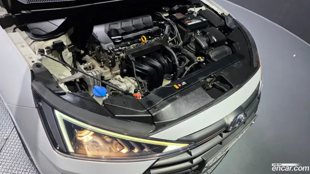 Hyundai Elantra (Avante)