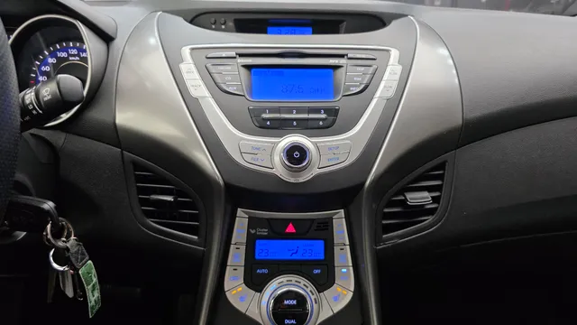 Hyundai Elantra (Avante)