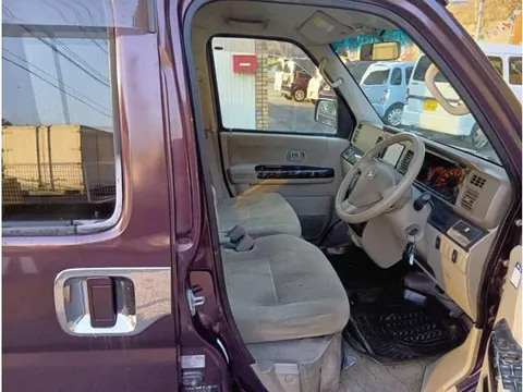 Daihatsu Atrai Wagon