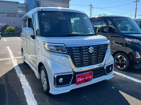 Suzuki Spacia Custom