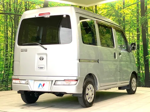 Toyota Pixis Van