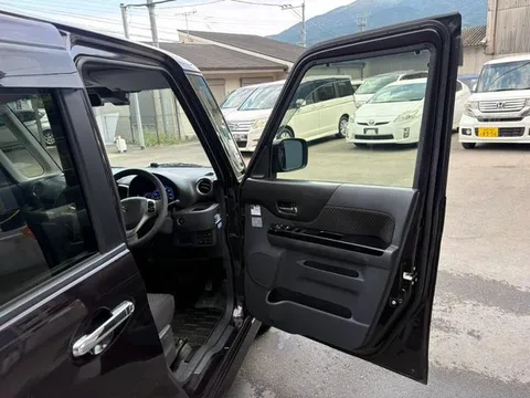 Suzuki Spacia Custom