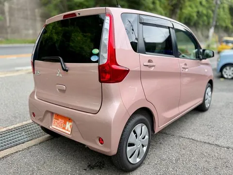 Mitsubishi eK Wagon