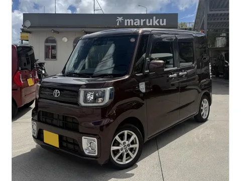 Toyota Pixis Mega