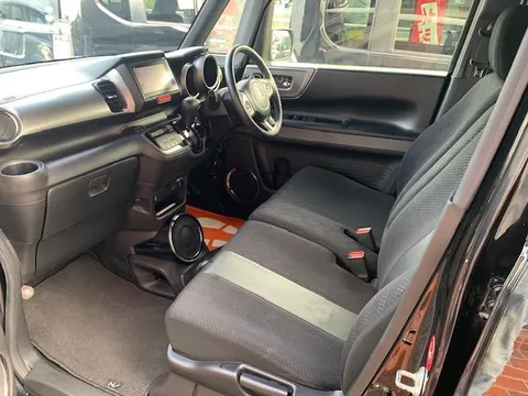 Honda N-BOX Slash