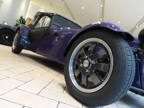 Caterham Seven 170