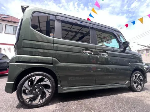 Suzuki Spacia Custom