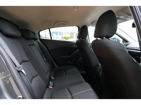 Mazda Axela Sport