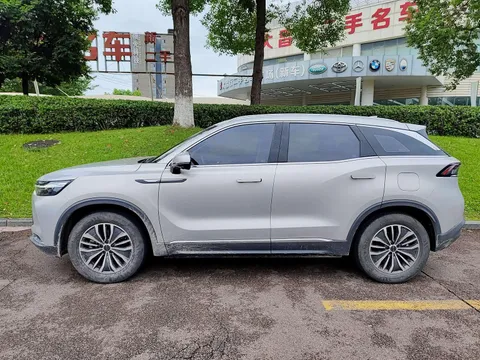 BAIC X7