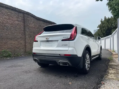Cadillac XT4