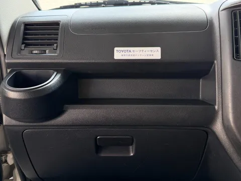 Toyota TownAce Van
