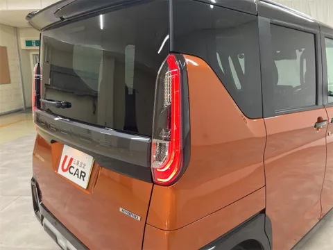 Mitsubishi Delica Mini