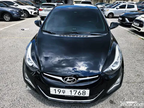 Hyundai Elantra (Avante)