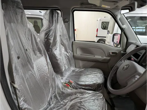 Nissan Clipper