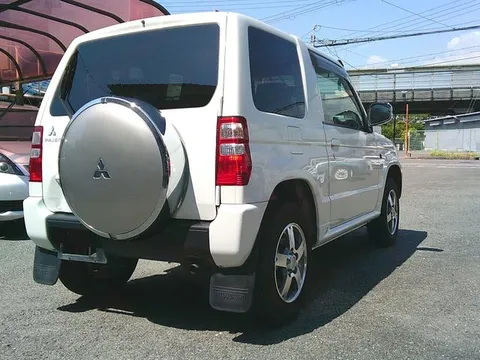 Mitsubishi Pajero Mini