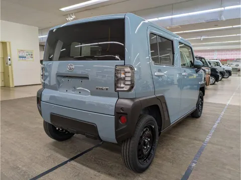 Daihatsu Taft