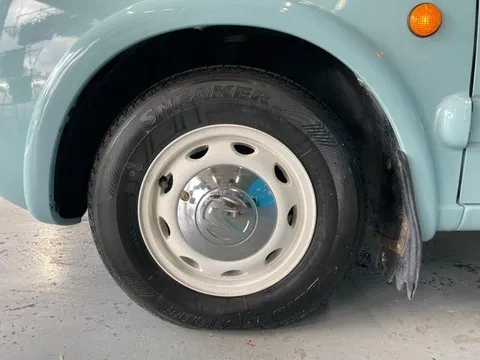Nissan Pao