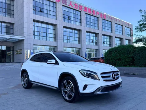 Mercedes-Benz Mercedes-Benz GLA