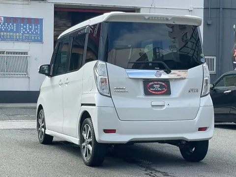 Nissan Dayz Roox