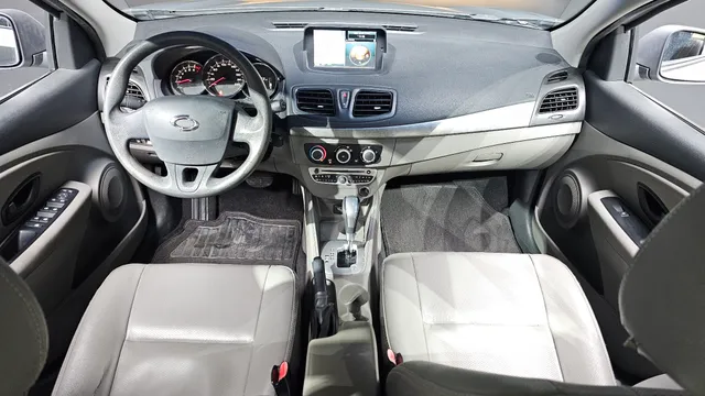 Renault SM3
