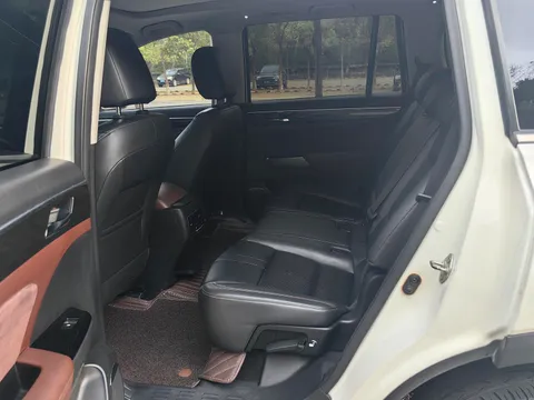 Gac GS8