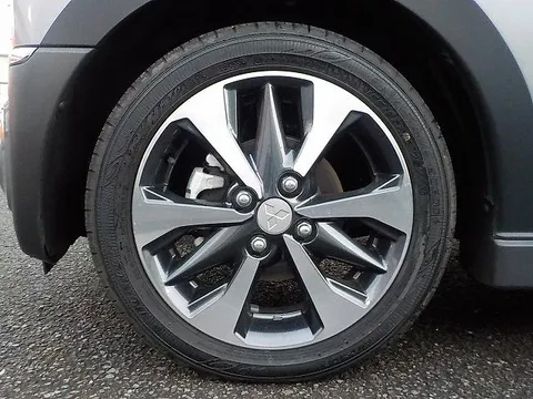 Mitsubishi eK X