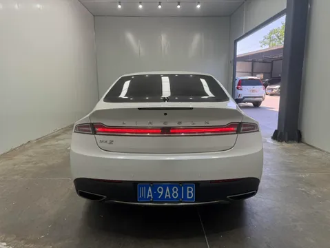 Lincoln MKZ