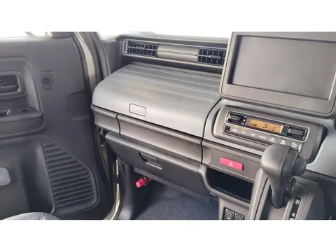 Suzuki Spacia Base
