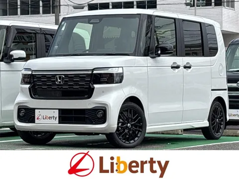 Honda N-BOX Custom