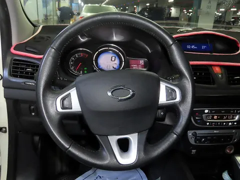 Renault SM3