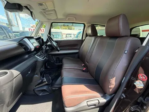 Honda N-BOX Slash