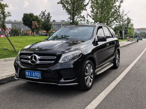 Mercedes-Benz