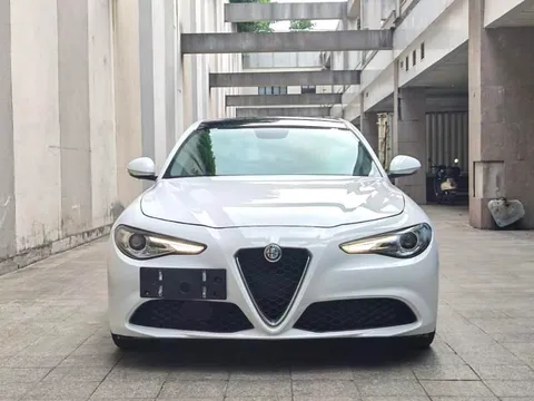 Alfa Romeo Giulia