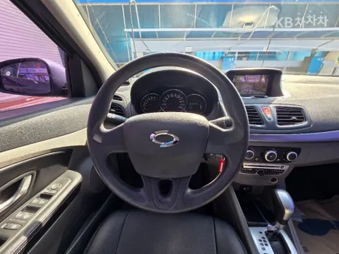 Renault SM3