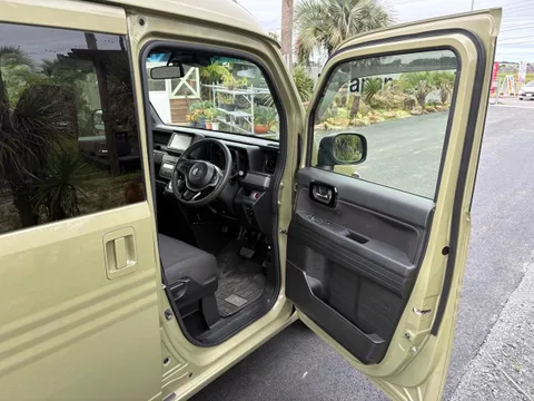 Honda N-VAN Plus Style