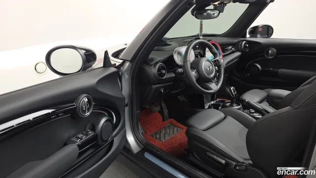 MINI Cooper Convertible
