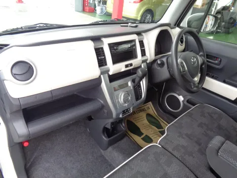 Mazda Flair Crossover