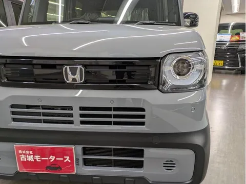 Honda N-BOX Joy