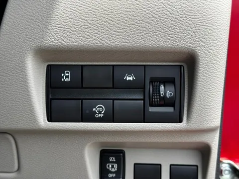 Mitsubishi eK Space