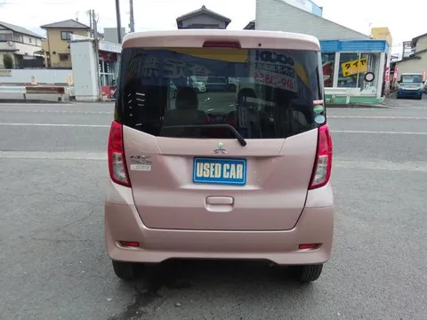 Mitsubishi eK Space