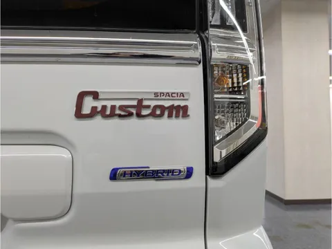 Suzuki Spacia Custom