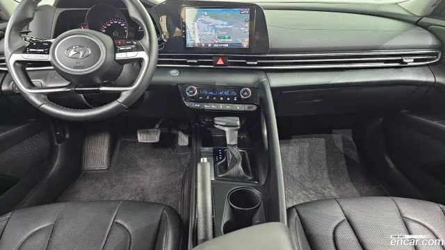 Hyundai Elantra (Avante)