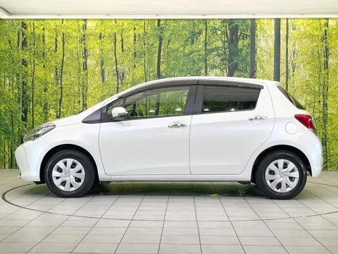 Toyota Yaris (Vitz)